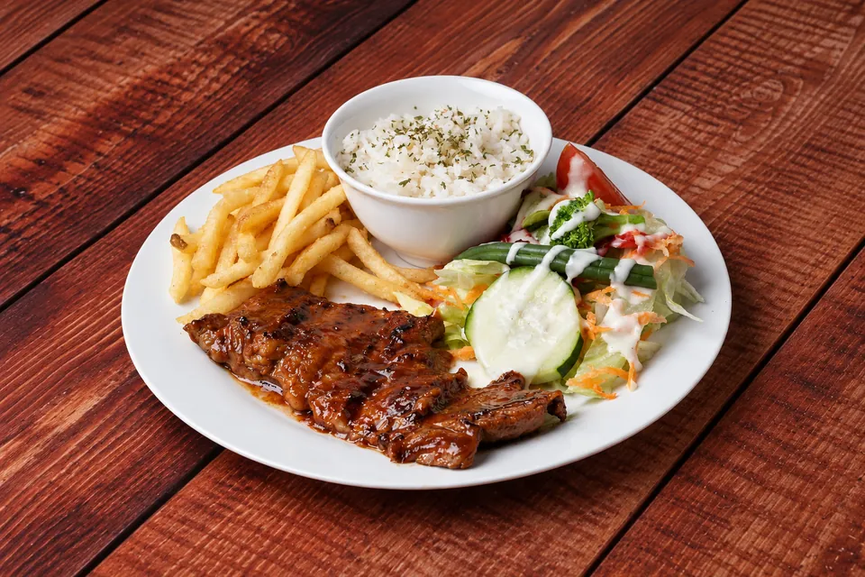 Almuerzo ejecutivo de Cerdo